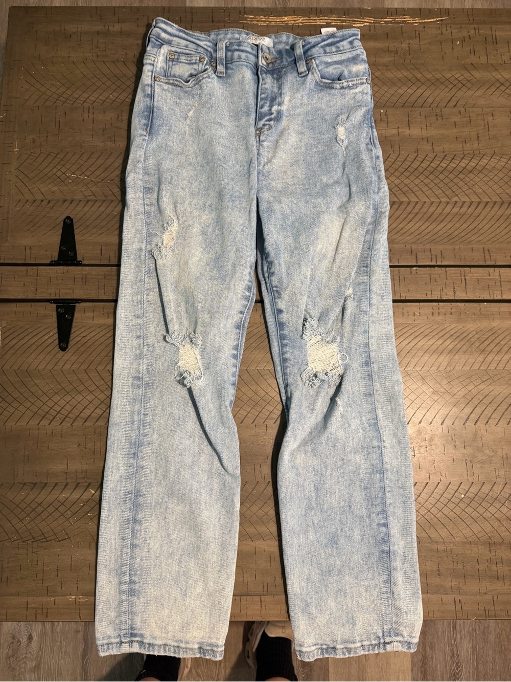 Ariya Washed Light Blue Distressed Straight Leg Jeans